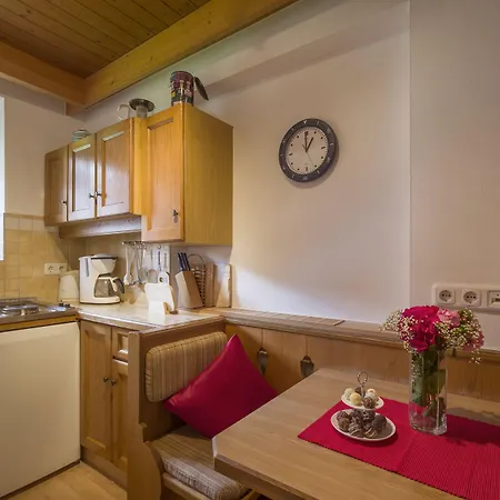 兰德豪斯加塞酒店