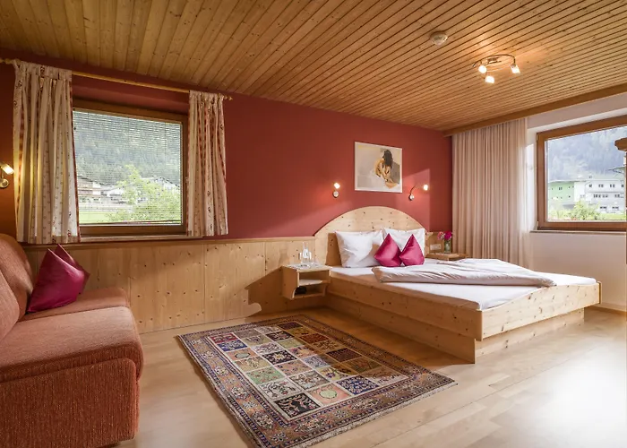 מלון דירות Gasser 3*