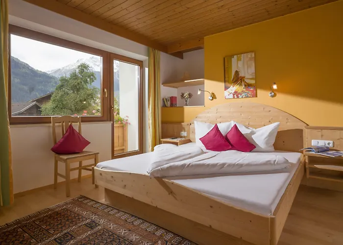 מלון דירות Gasser 3*